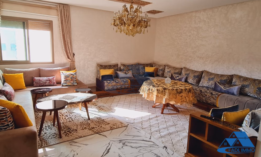 Appartement à louer avec balcon au deuxième étage