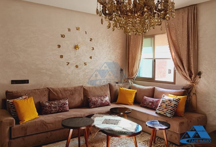 Appartement à louer avec balcon au deuxième étage