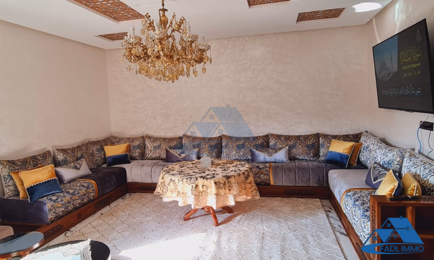 Appartement à louer avec balcon au deuxième étage