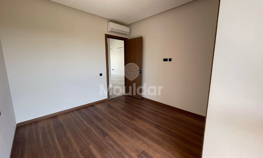 Appartement 3 chambres à louer à Bouskoura, Green Town