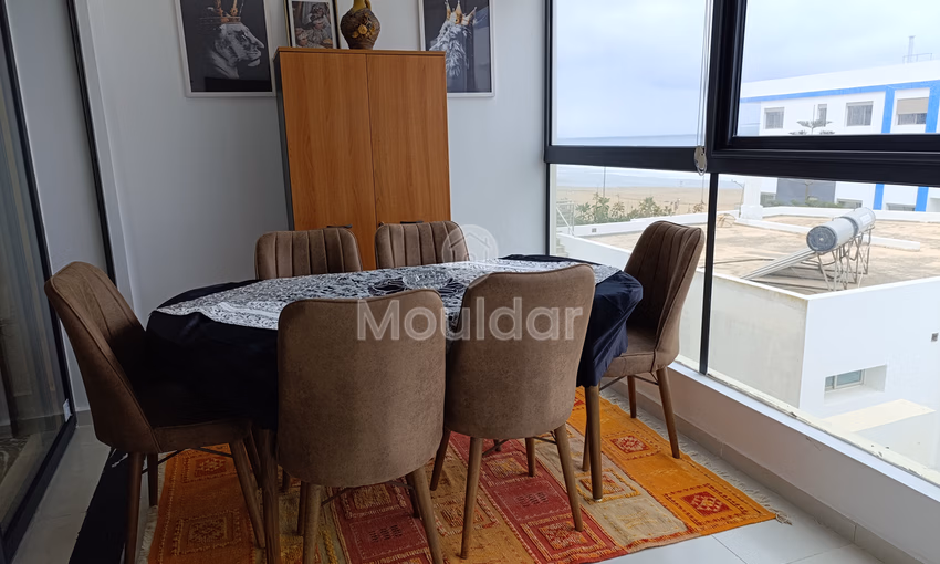 شقة للإيجار مع تراس في الطابق الأرضي