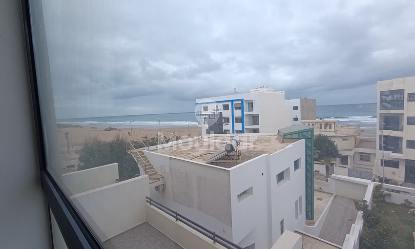 شقة للإيجار مع تراس في الطابق الأرضي