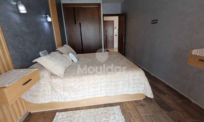 شقة للإيجار مع تراس في الطابق الأرضي