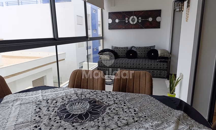 شقة للإيجار مع تراس في الطابق الأرضي