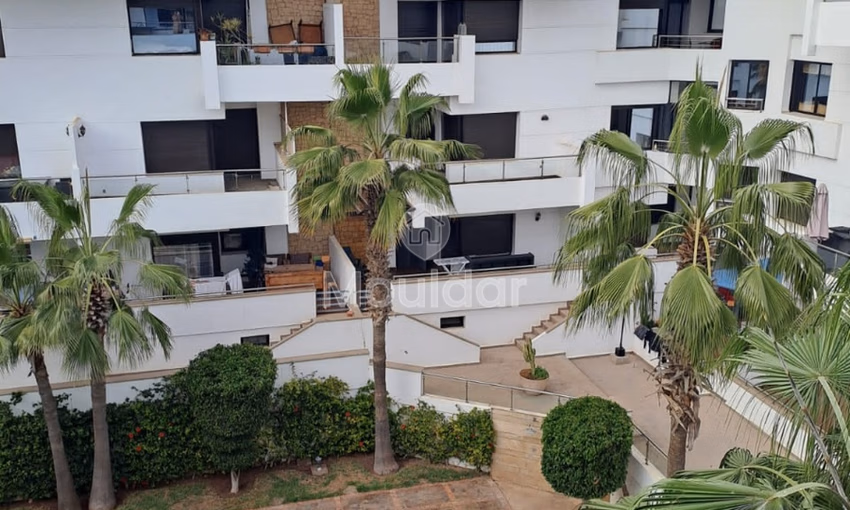 Apartamento en alquiler con piscina