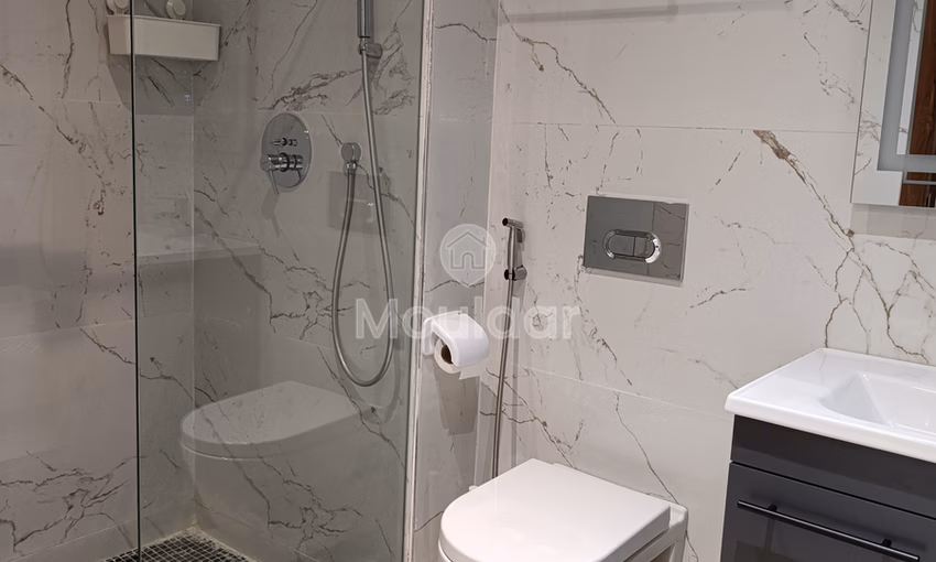 Apartment for rent with parking