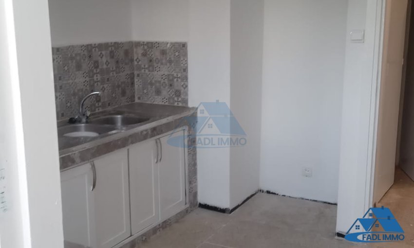 Appartement à louer avec parking au premier étage - view 2