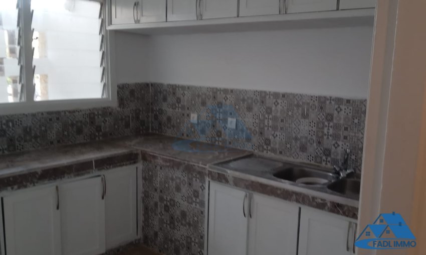 Appartement à louer avec parking au premier étage