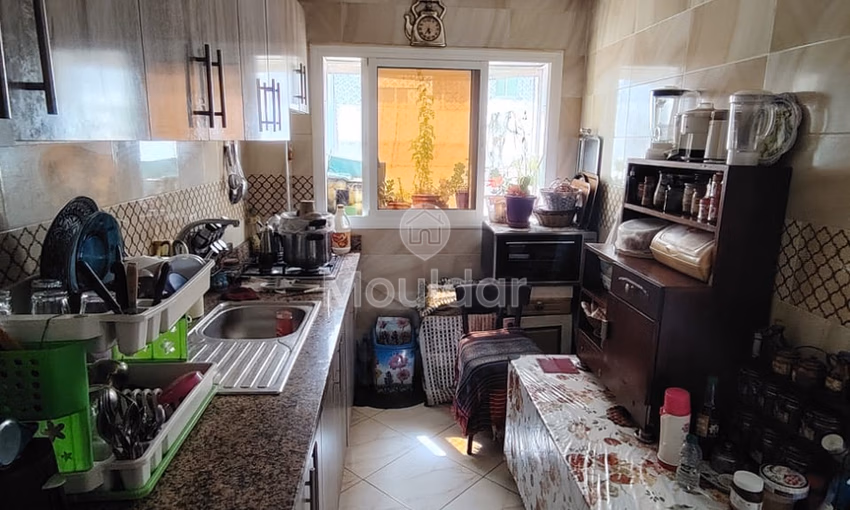 شقة للبيع في الطابق الثاني شقة للبيع في الطابق الثاني