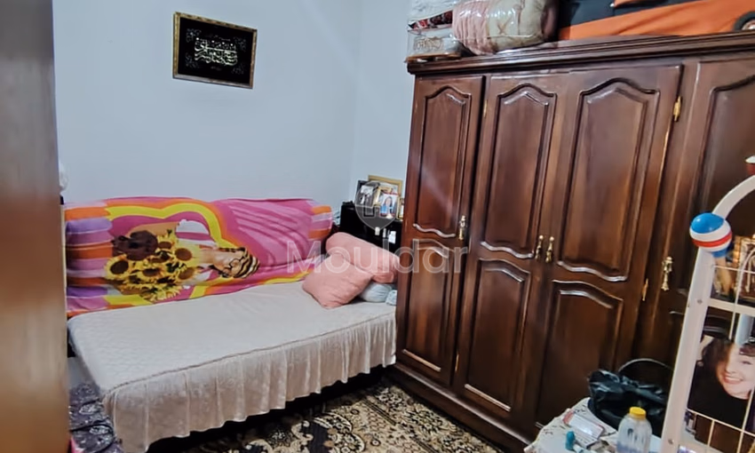 شقة للبيع في الطابق الثاني شقة للبيع في الطابق الثاني