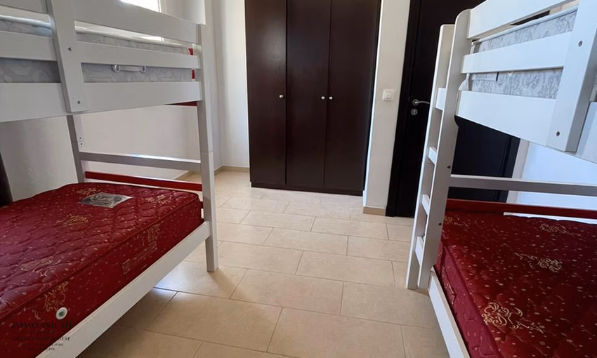 Apartment for sale with swimming pool Apartment for sale with swimming pool