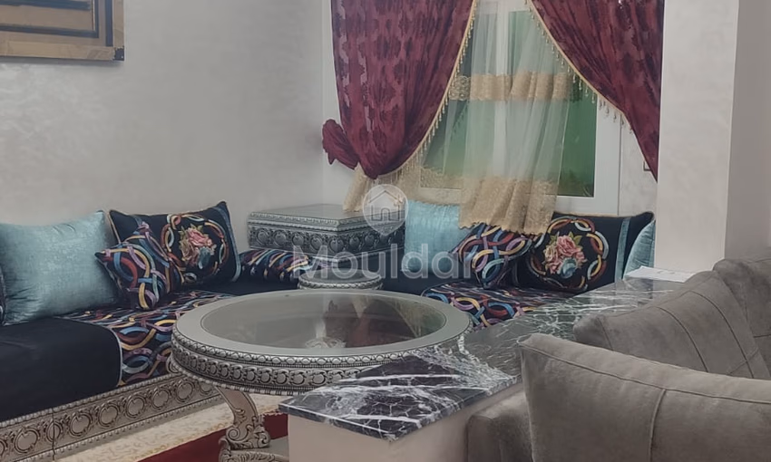 شقة للإيجار في الطابق الأول