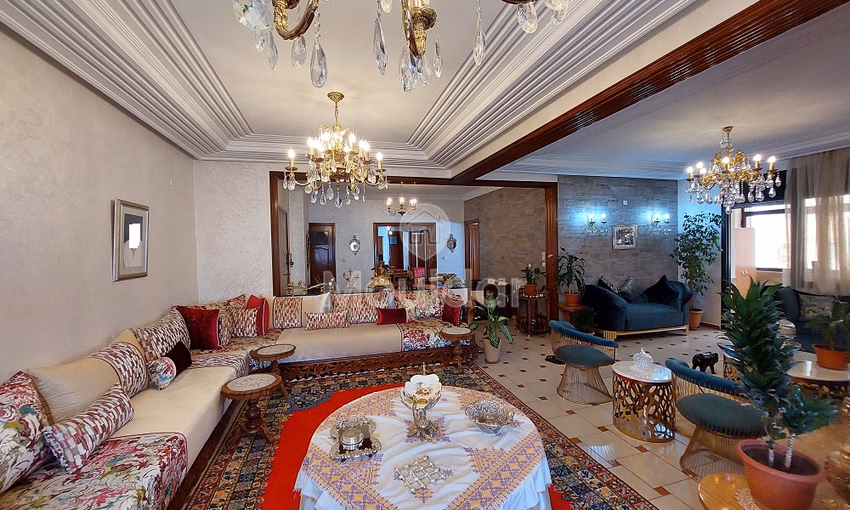 Apartamento en venta con balcón