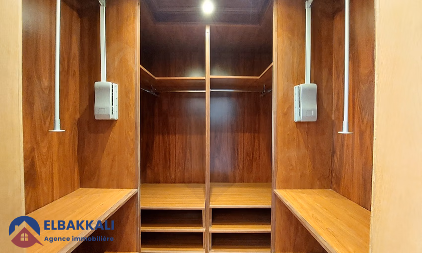 Apartamento en alquiler con balcón en el séptimo piso Apartamento en alquiler con balcón en el séptimo piso