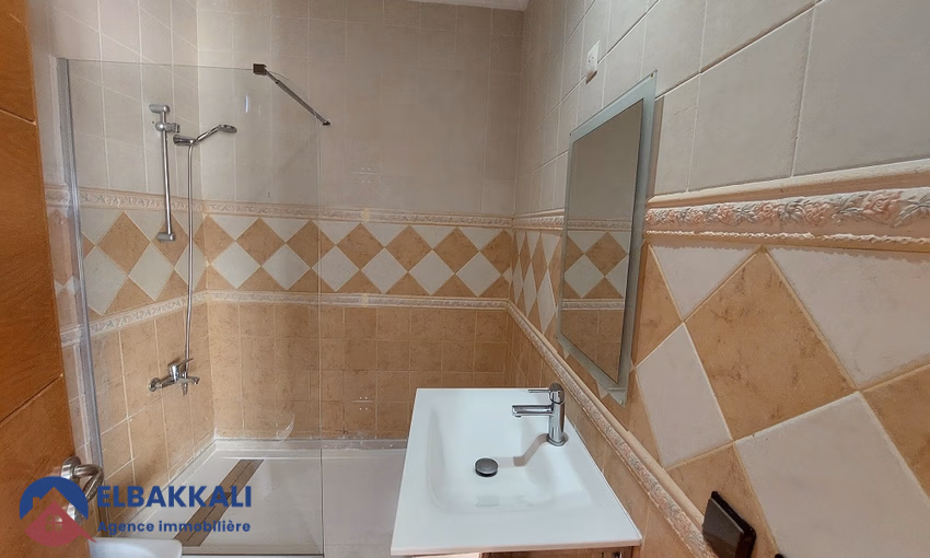 Apartamento en alquiler con balcón en el séptimo piso Apartamento en alquiler con balcón en el séptimo piso