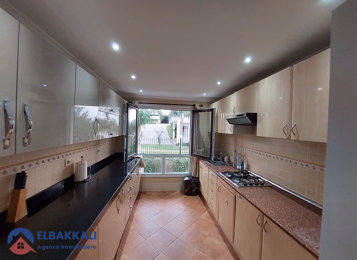 Apartment for rent with terrace