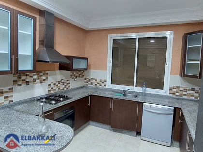 Villa for rent with swimming pool and three floors Villa for rent with swimming pool and three floors