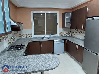 Villa for rent with swimming pool and three floors Villa for rent with swimming pool and three floors