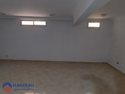 Villa for rent with swimming pool and three floors Villa for rent with swimming pool and three floors