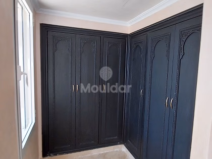 Villa à louer avec piscine et trois étages Villa à louer avec piscine et trois étages