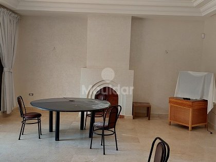 Villa en alquiler con piscina y tres pisos - view 5