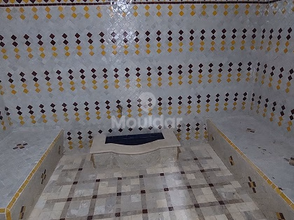 Villa for sale with swimming pool and three floors