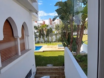 Villa for sale with swimming pool and three floors