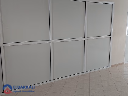 Bureau à vendre au premier étage