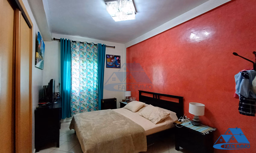 شقة للبيع في الطابق الرابع شقة للبيع في الطابق الرابع