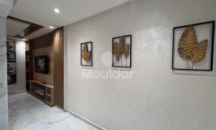 شقة للإيجار مع تراس في الطابق الثاني شقة للإيجار مع تراس في الطابق الثاني