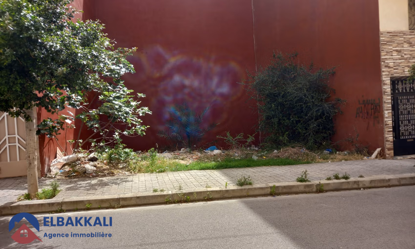 أرض محفظة في تجزئة للبيع لبناء منزل