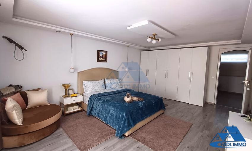 Villa à vendre et trois étages