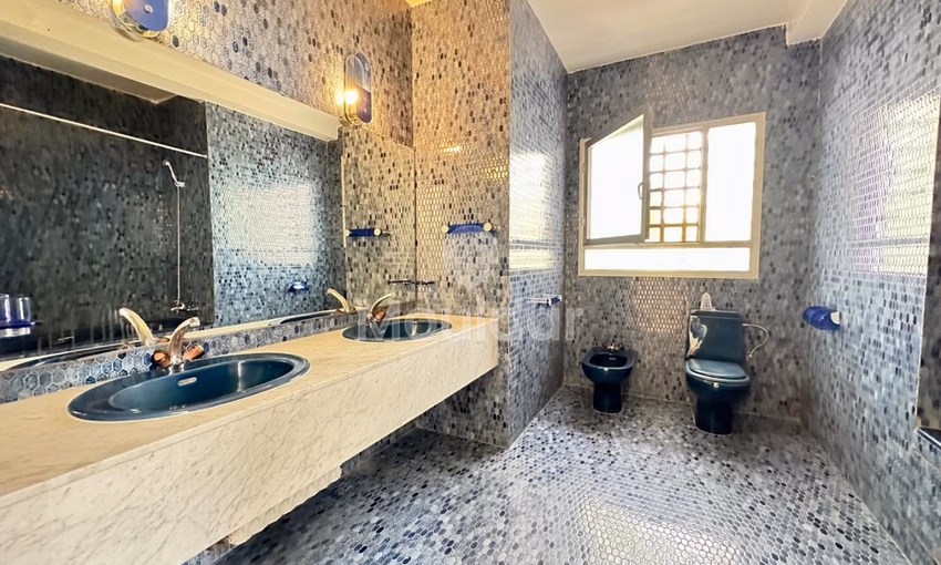 Villa à louer avec jardin