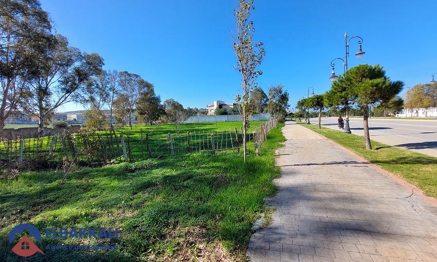 Terrain titré à vendre Terrain titré à vendre