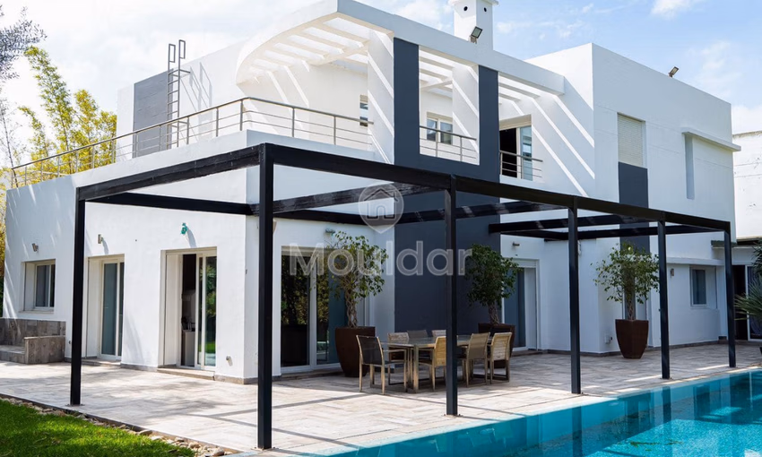 فيلا للبيع في بوسكورة، 3 غرف نوم، 881 م².