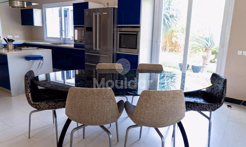 فيلا للبيع في بوسكورة، 3 غرف نوم، 881 م².