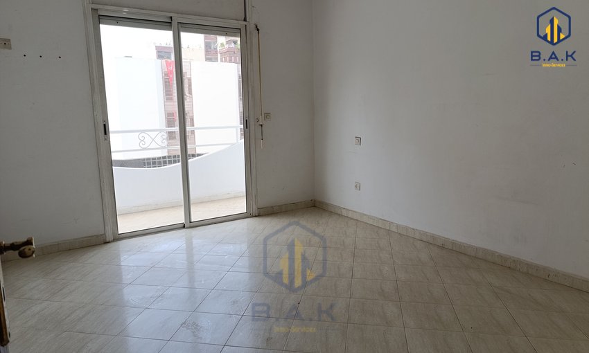 Appartamento in vendita con balcone - view 6