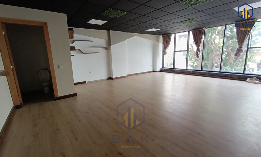 Birinci katta teraslı kiralık ofis - view 5