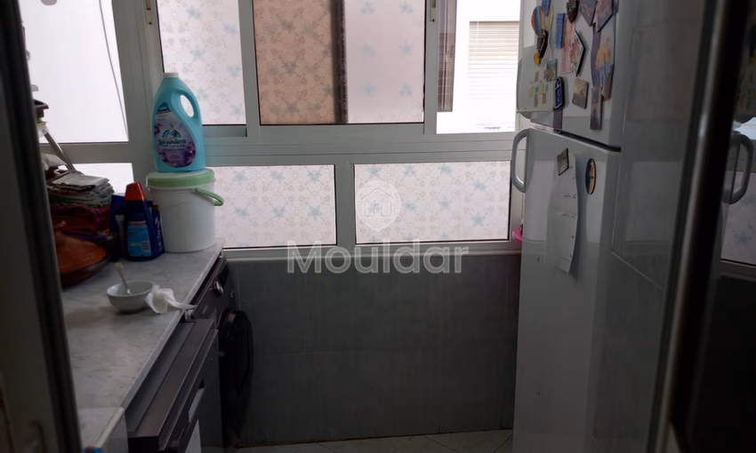 Apartamento en alquiler con balcón en el primer piso Apartamento en alquiler con balcón en el primer piso