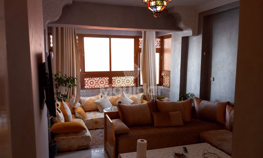 Apartamento en alquiler con balcón en el primer piso Apartamento en alquiler con balcón en el primer piso