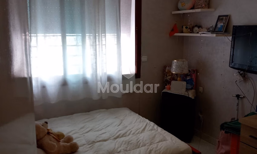 Apartamento en alquiler con balcón en el primer piso Apartamento en alquiler con balcón en el primer piso