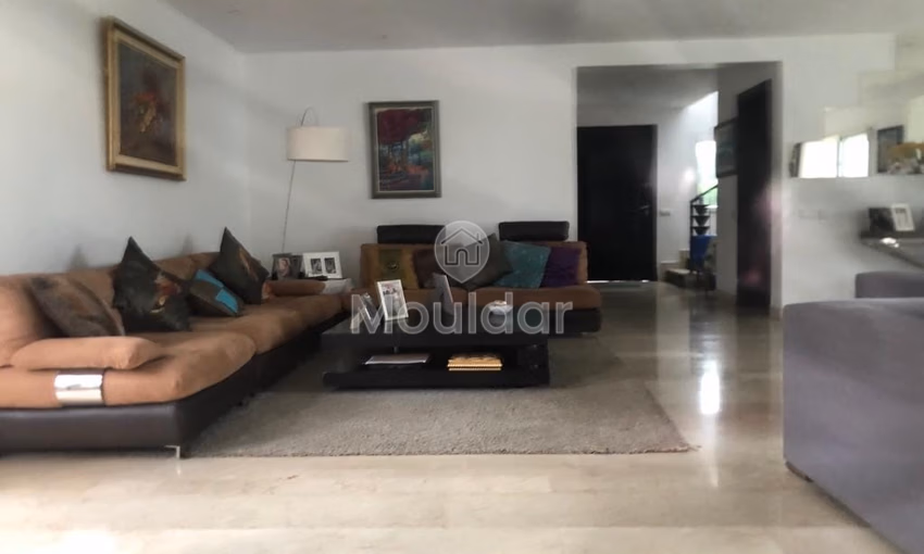 Villa for buy with garden