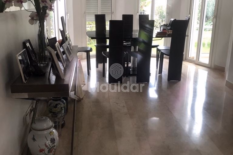 Villa for buy with garden