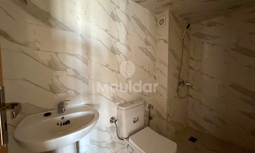 Apartamento nuevo en venta con balcón