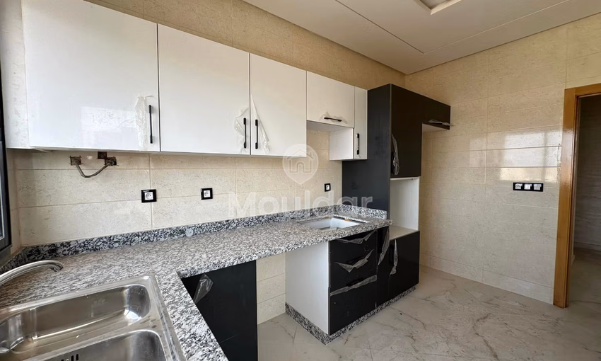Apartamento nuevo en venta con balcón