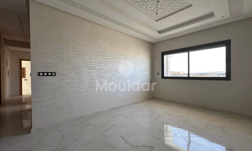 Apartamento nuevo en venta con balcón