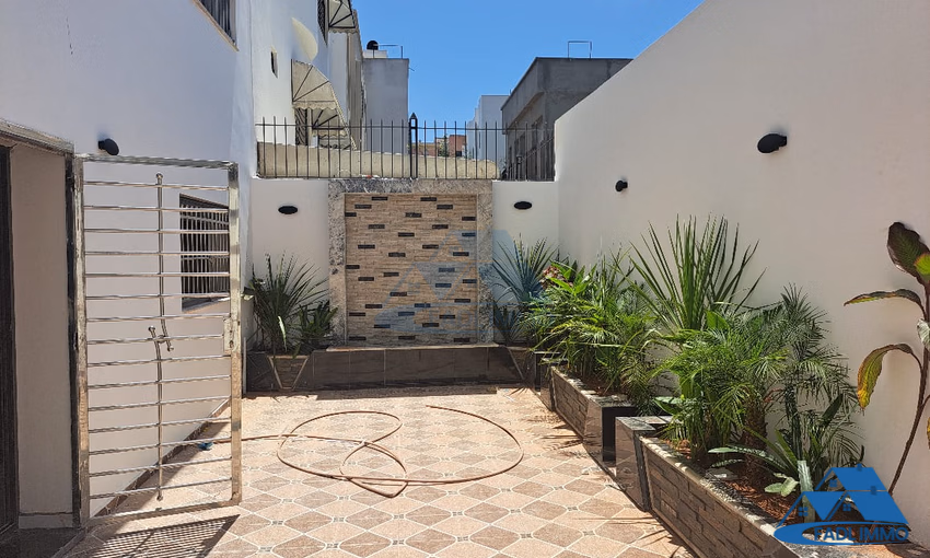 فيلا للبيع مع تراس فيلا للبيع مع تراس