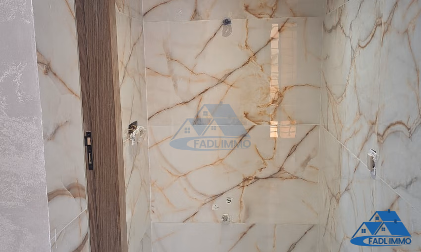 فيلا للبيع مع تراس فيلا للبيع مع تراس