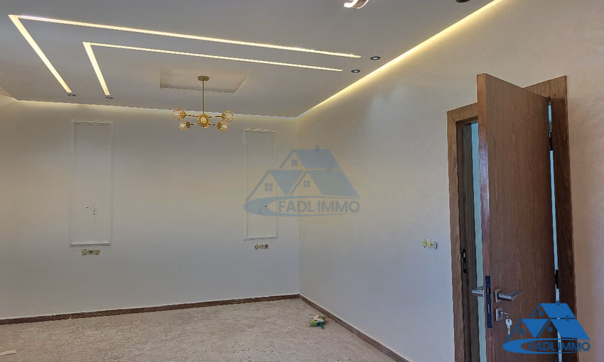 فيلا للبيع مع تراس فيلا للبيع مع تراس