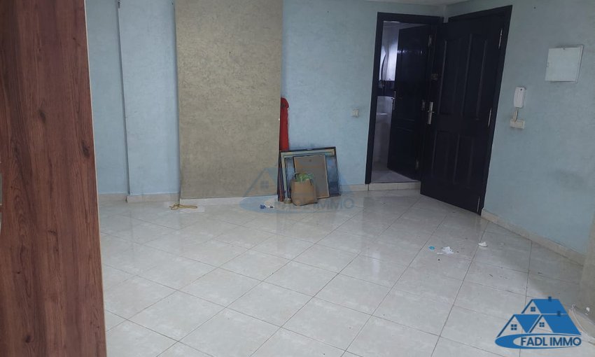 Studio à louer au rez-de-chaussée